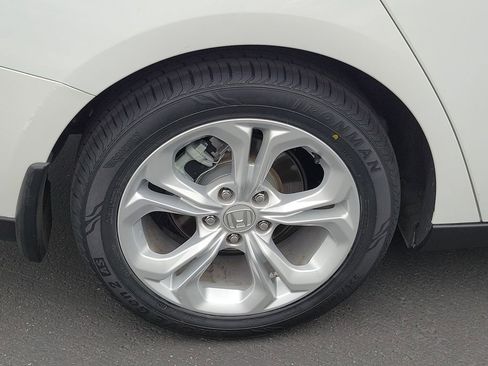 Certified 2023 Honda Accord LX image 7