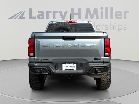 Used 2024 Chevrolet Colorado ZR2 w/ ZR2 Bison Edition AWD/4WD image 4