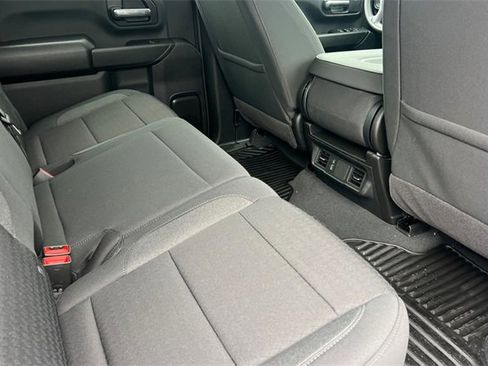 Used 2025 Chevrolet Silverado 2500 Custom w/ Custom Value Package image 18