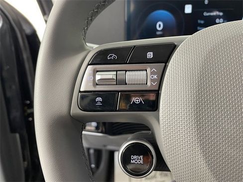 New 2025 Hyundai Ioniq 5 SEL image 9