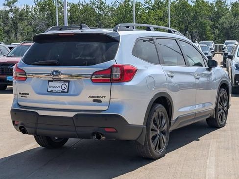 Used 2022 Subaru Ascent Onyx Edition AWD/4WD image 3