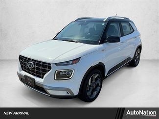 Used 2023 Hyundai Venue Limited video 1