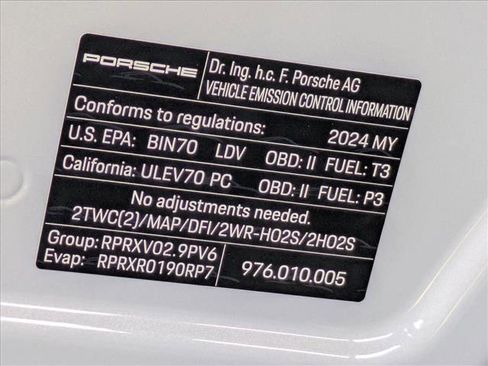 Used 2024 Porsche Panamera image 26