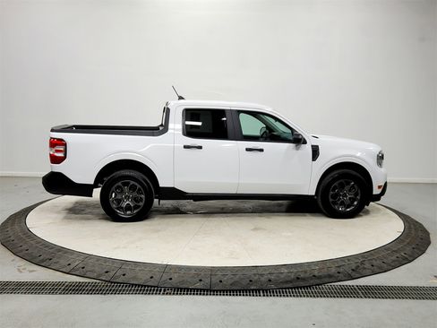 Used 2024 Ford Maverick XLT w/ Equipment Group 300A Standard image 8