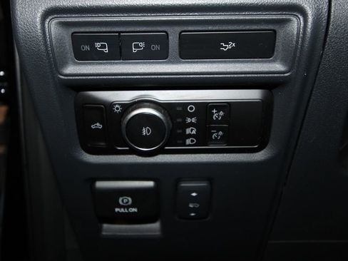 Used 2023 Ford F150 XLT w/ Equipment Group 302A High image 9