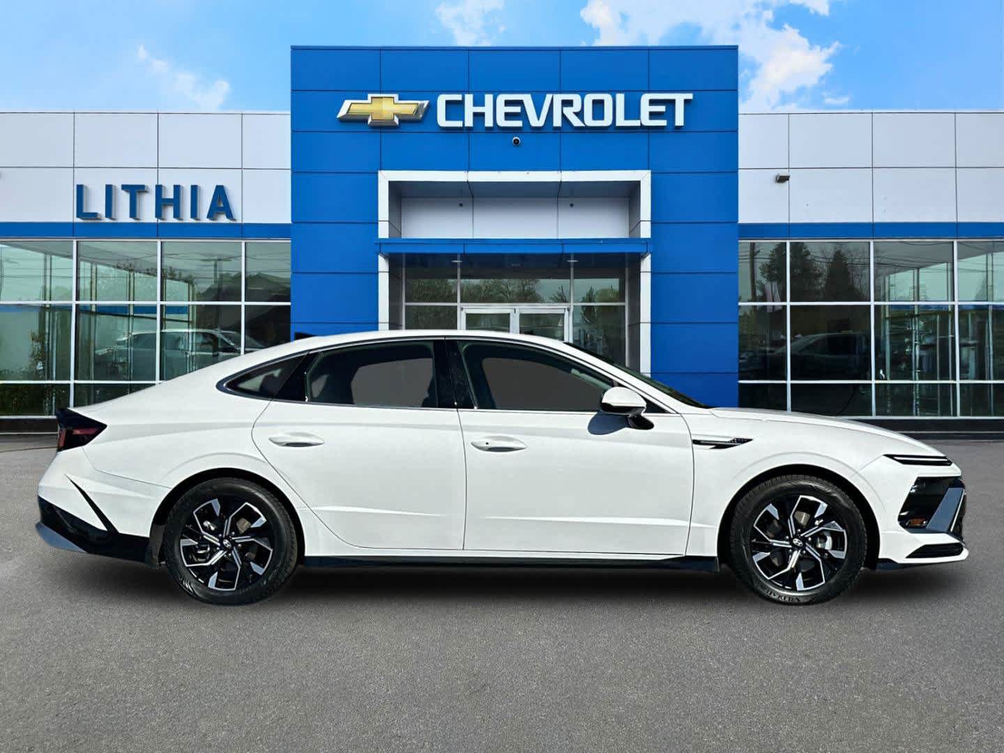 Used 2025 Hyundai Sonata SEL AWD/4WD image 8