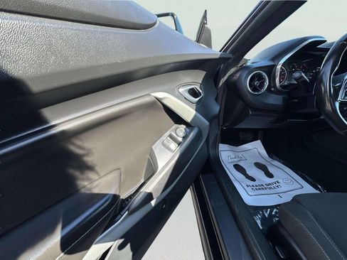 Used 2017 Chevrolet Camaro LT image 11