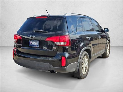 Used 2015 Kia Sorento LX image 5