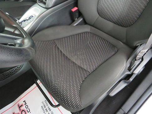 Used 2019 Dodge Journey SE w/ Blacktop Package image 33