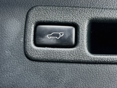 Used 2016 Lexus NX 200t FWD w/ Premium Package image 32