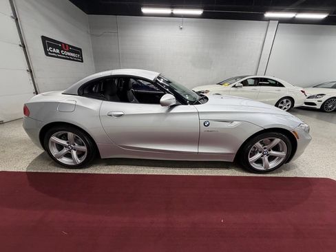 Used 2011 BMW Z4 sDrive30i RWD image 49