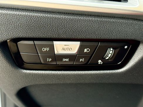 New 2026 BMW 330i Sedan RWD image 36