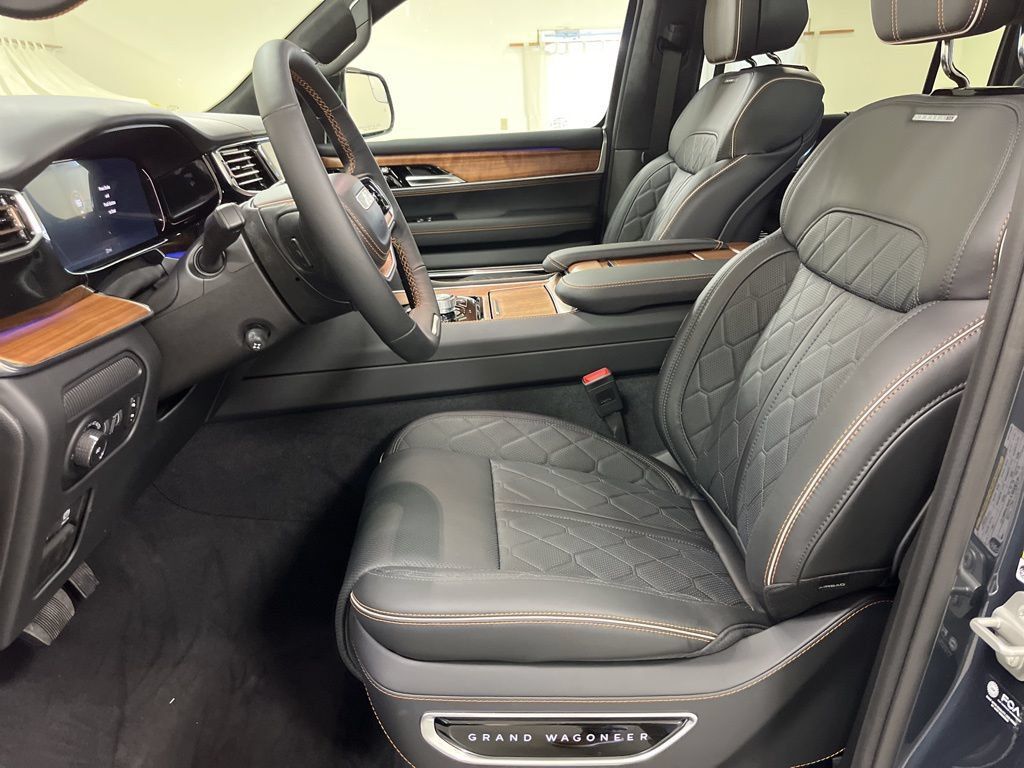 New 2024 Jeep Grand Wagoneer L Series III AWD/4WD image 18