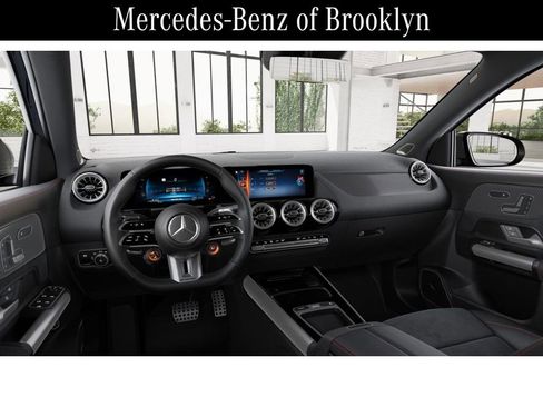 Used 2025 Mercedes-Benz GLA 35 AMG 4MATIC image 3