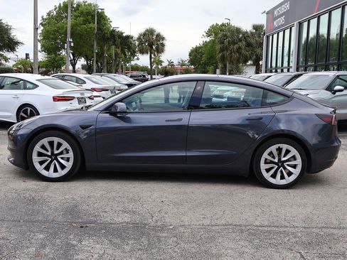 Used 2023 Tesla Model 3 Standard Range RWD image 17