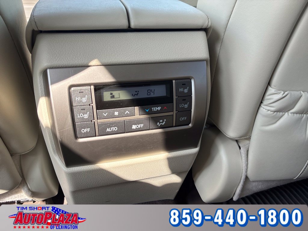 Used 2017 Lexus GX 460 AWD/4WD image 28