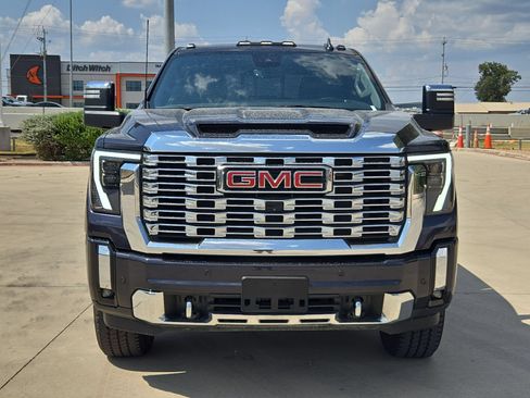 Certified 2024 GMC Sierra 2500 Denali w/ Denali Reserve Package AWD/4WD image 8