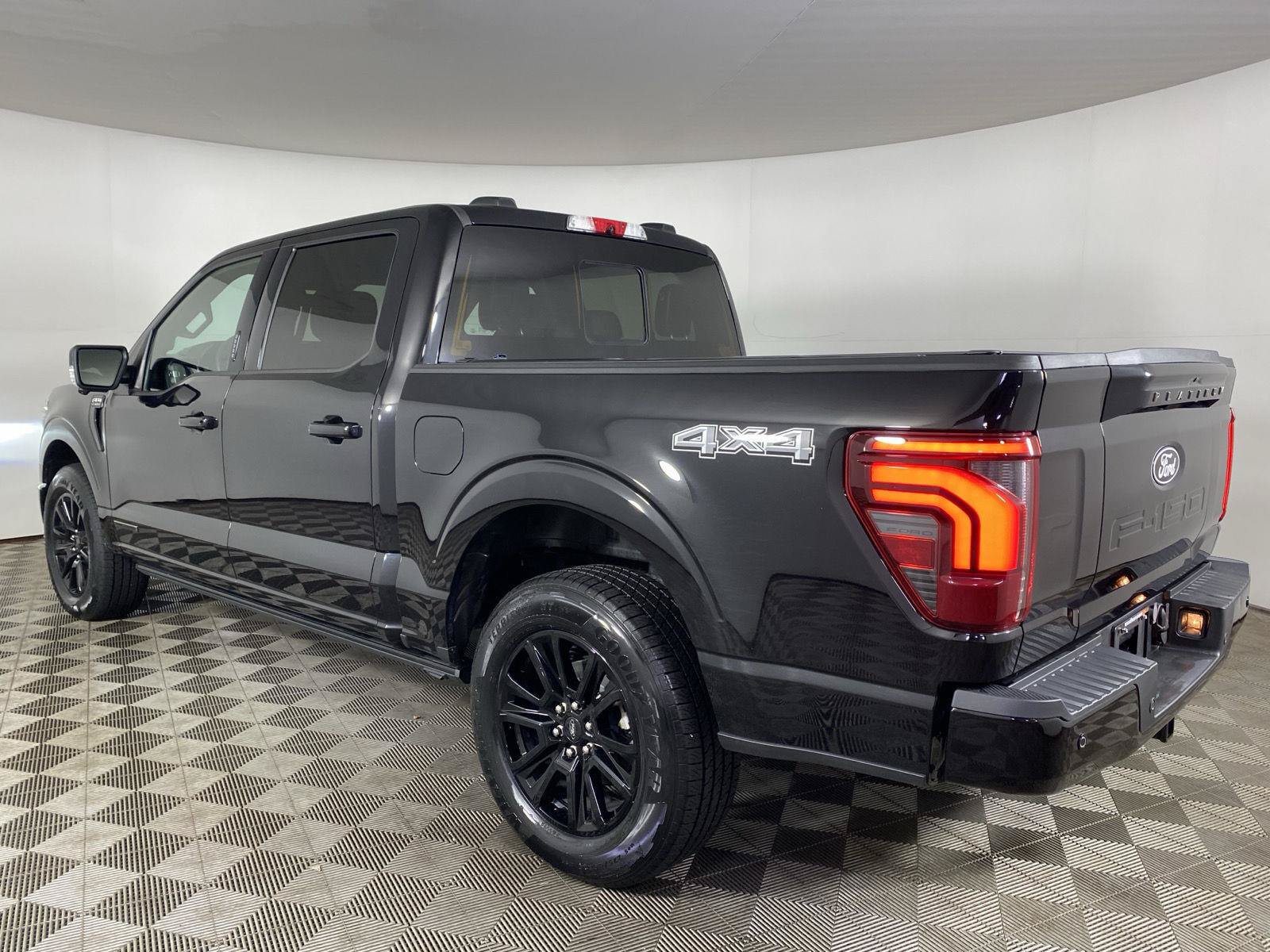 Used 2024 Ford F150 Platinum w/ Equipment Group 702A High AWD/4WD image 5