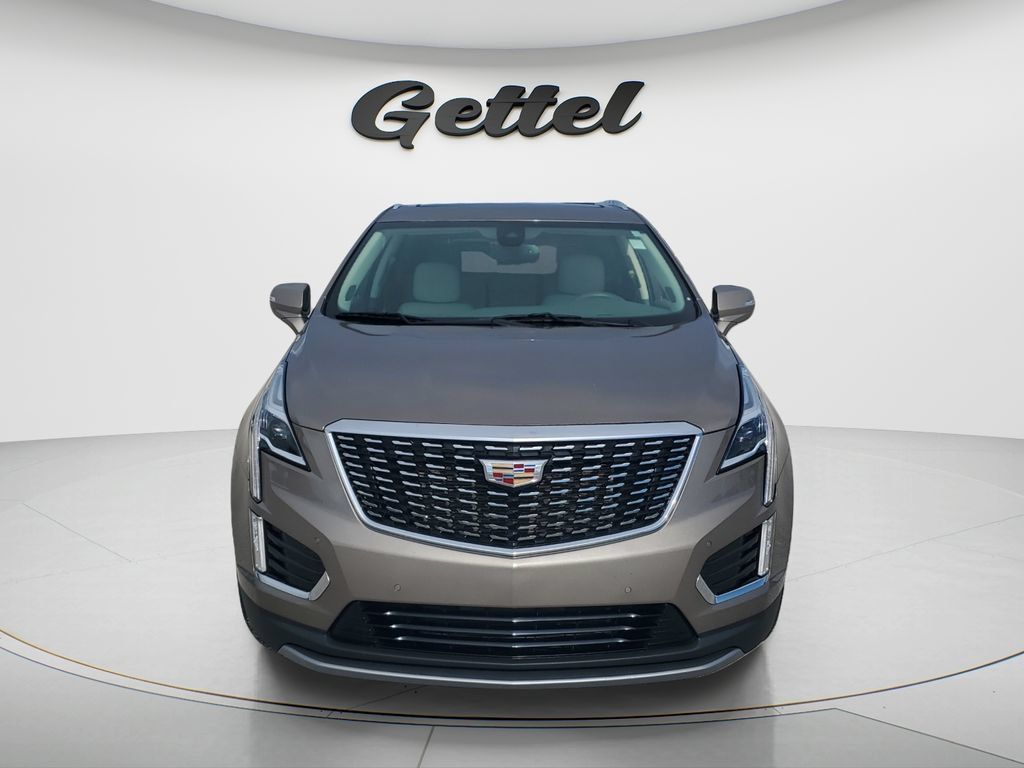 Used 2023 Cadillac XT5 Premium Luxury FWD image 2