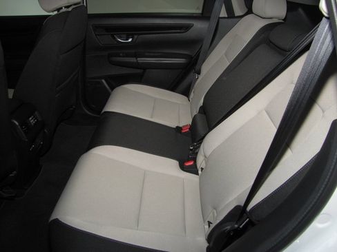 Used 2025 Honda CR-V EX image 12