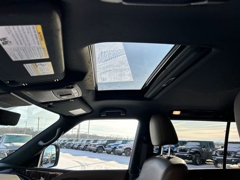 Used 2024 Nissan Armada Platinum w/ Cargo Package image 30