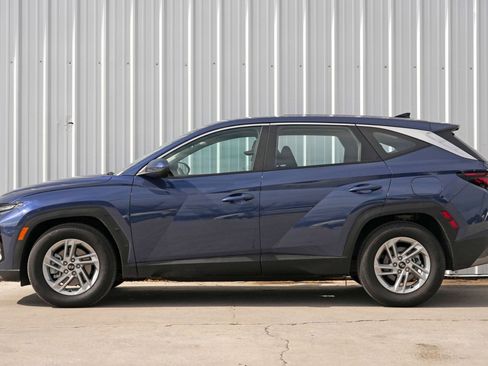 Used 2025 Hyundai Tucson SE image 8