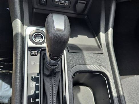 Used 2024 Nissan Sentra SV FWD image 12
