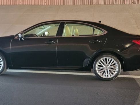 Used 2013 Lexus ES 350 w/ Luxury Pkg image 27