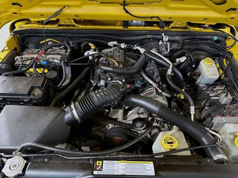 Used 2009 Jeep Wrangler Unlimited X AWD/4WD image 26