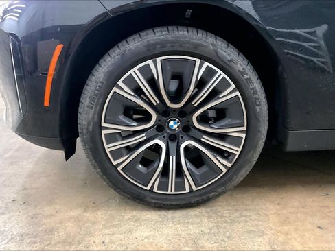 Used 2025 BMW X3 xDrive30i w/ Premium Package image 12