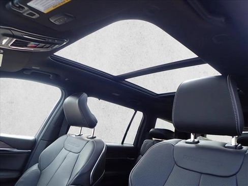 New 2025 Jeep Grand Cherokee L Overland w/ Luxury Tech Group IV image 16