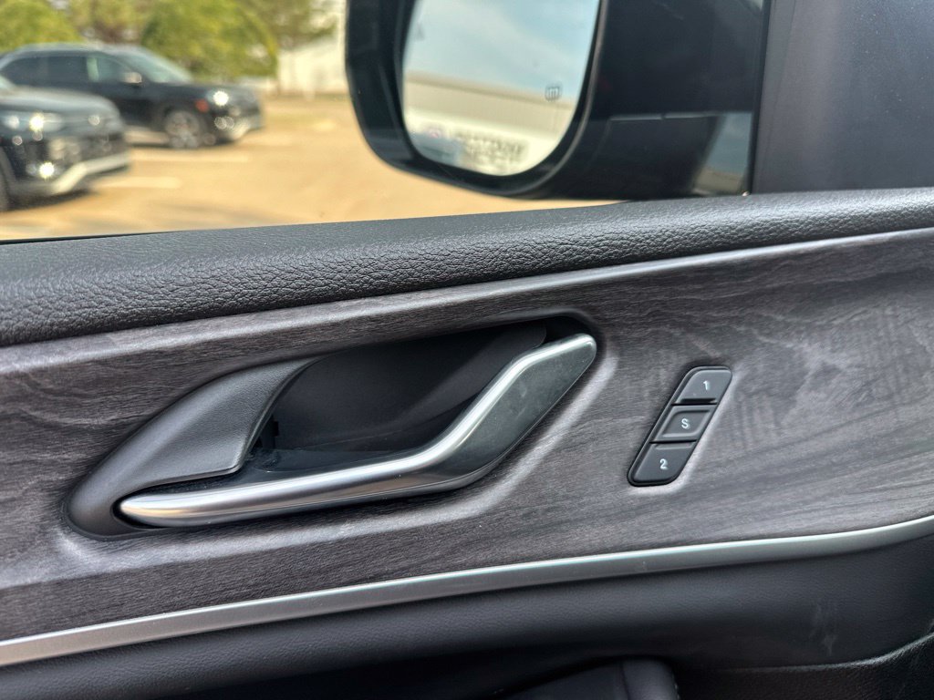 Used 2024 Jeep Grand Cherokee L Limited RWD image 26
