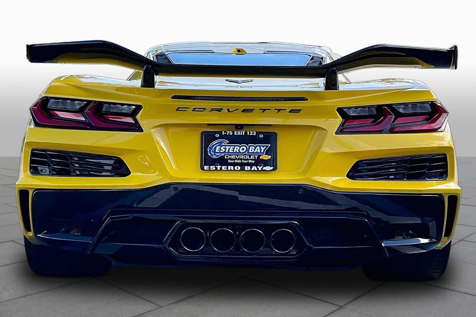 Used 2025 Chevrolet Corvette Z06 w/ Battery Protection Package RWD image 5