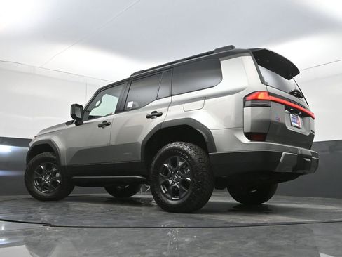 Used 2024 Lexus GX 550 AWD/4WD image 28