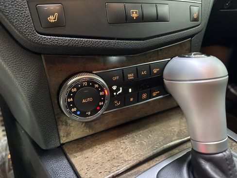 Used 2008 Mercedes-Benz C 350 Sport image 20