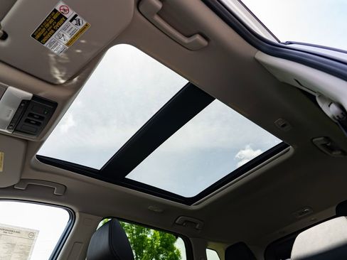 New 2026 Nissan Rogue Platinum AWD/4WD image 21