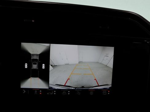 Used 2025 GMC Sierra 2500 Denali Ultimate image 17