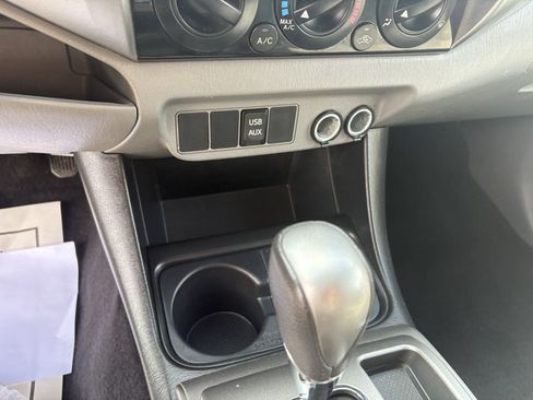 Used 2014 Toyota Tacoma PreRunner image 27