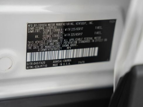 Used 2025 Toyota RAV4 XLE AWD/4WD image 39