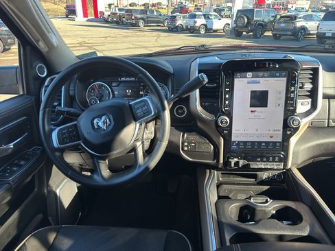 Used 2022 RAM 2500 Laramie image 12