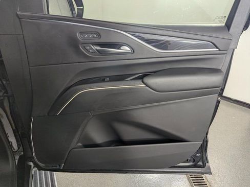 Used 2023 Cadillac Escalade V image 24