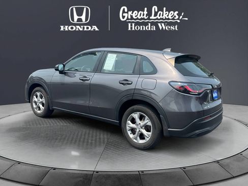 Used 2025 Honda HR-V LX image 3