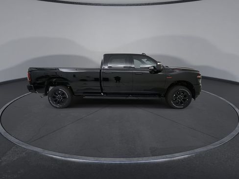 New 2026 RAM 2500 Big Horn AWD/4WD image 9