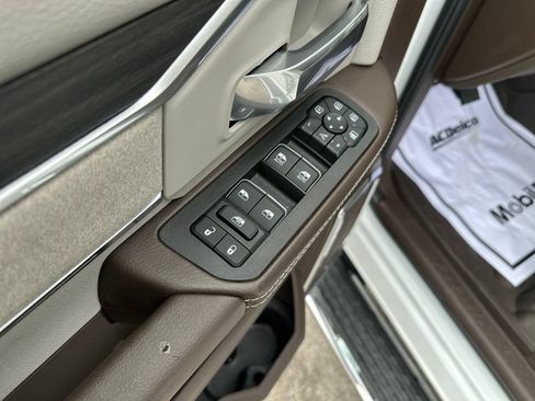 Used 2026 RAM 3500 Laramie AWD/4WD image 12