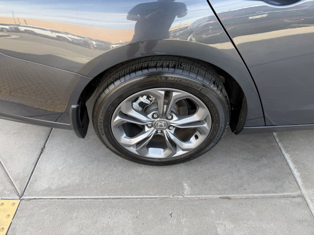 Used 2024 Honda Accord EX image 15