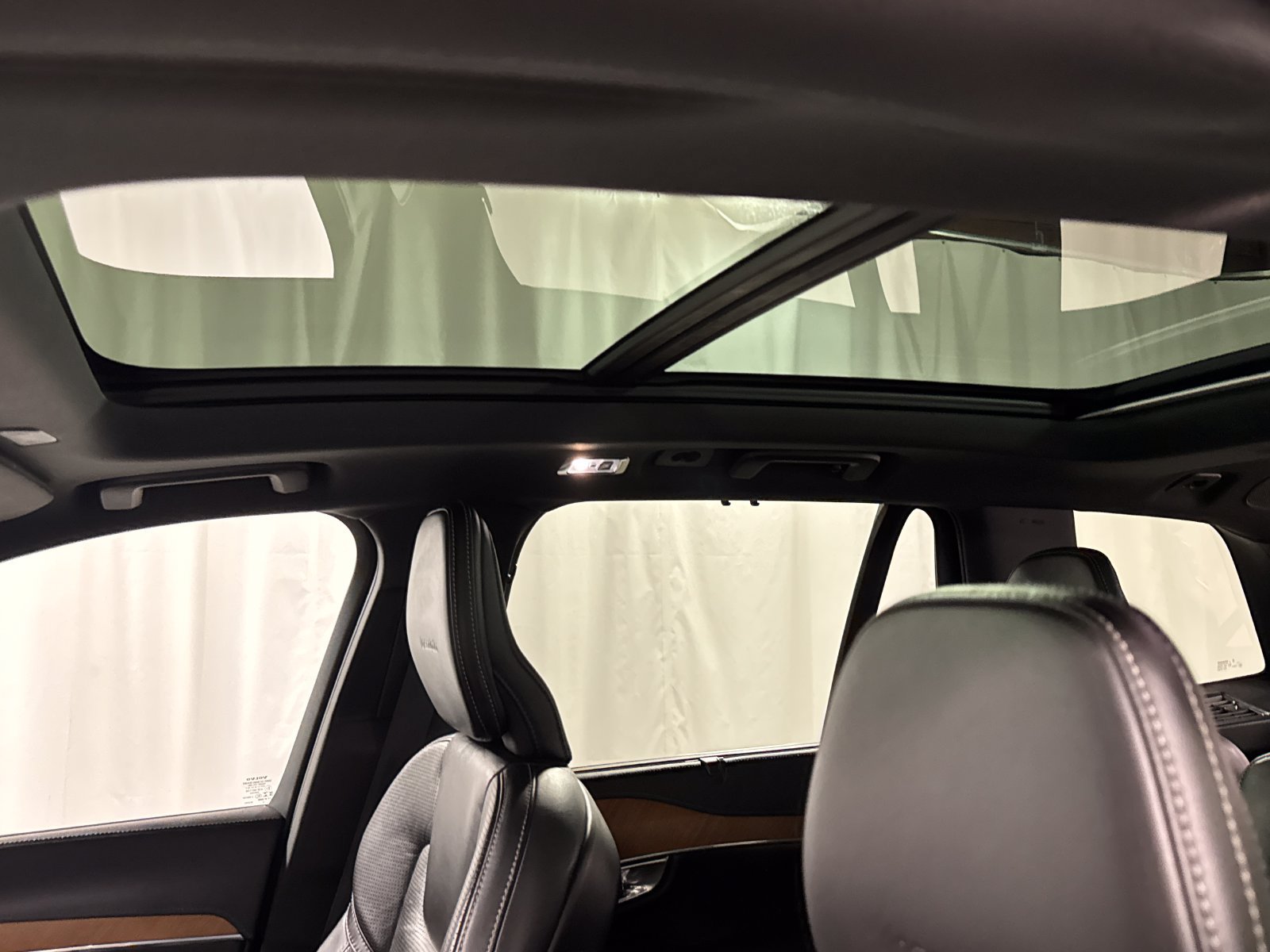 Used 2019 Volvo XC90 T8 Inscription w/ Advanced Package AWD/4WD image 25