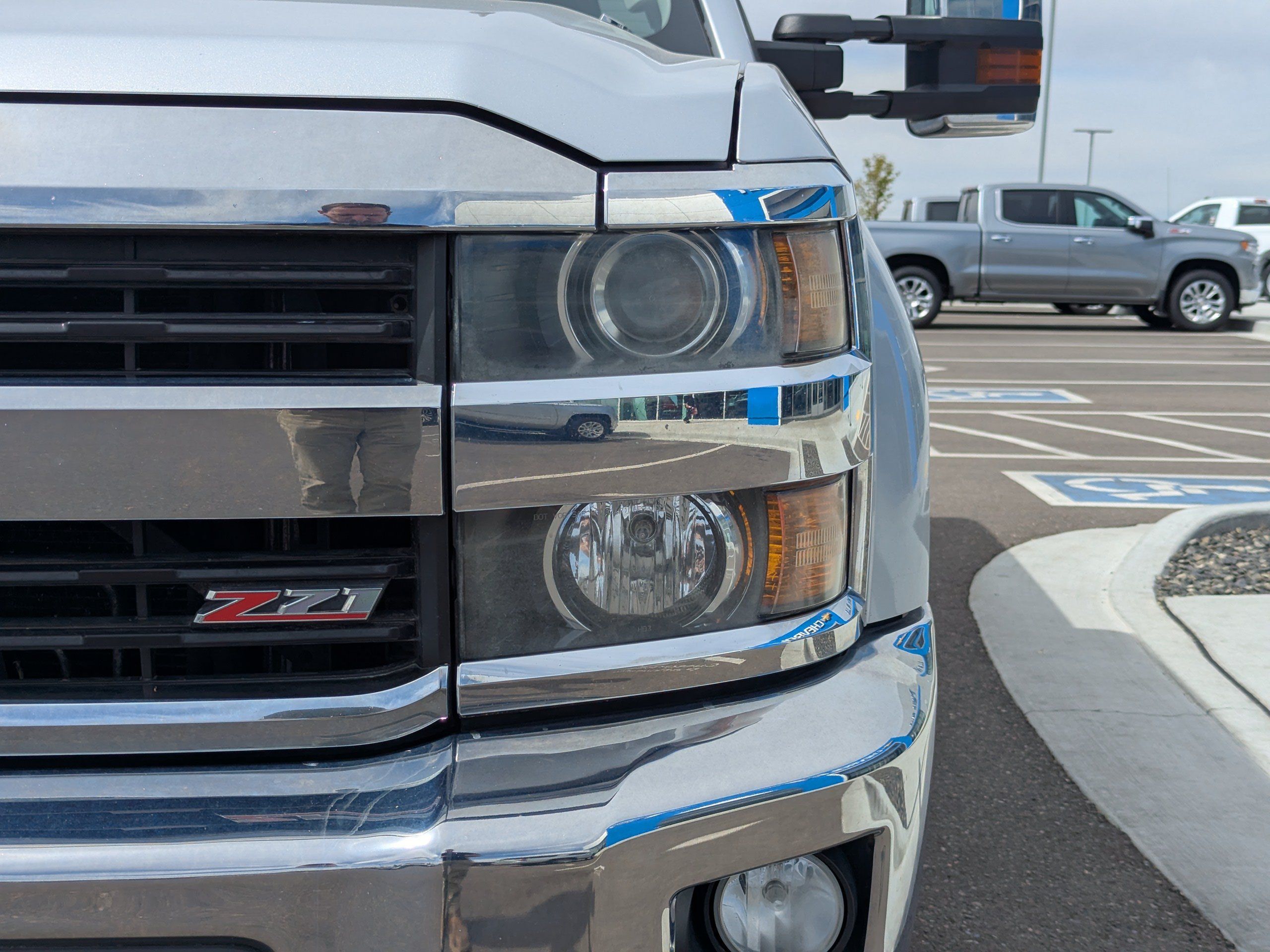 Certified 2015 Chevrolet Silverado 3500 LTZ w/ Duramax Plus Package AWD/4WD image 43