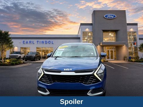 Used 2023 Kia Sportage EX FWD image 3