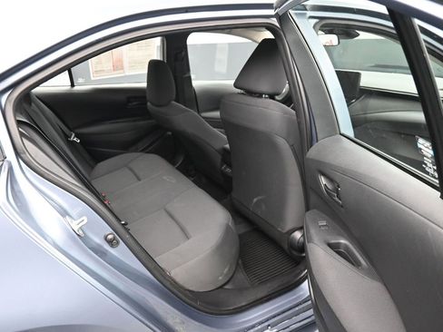 Used 2023 Toyota Corolla LE image 12