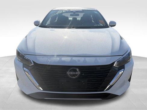 Used 2025 Nissan Sentra SV FWD image 21